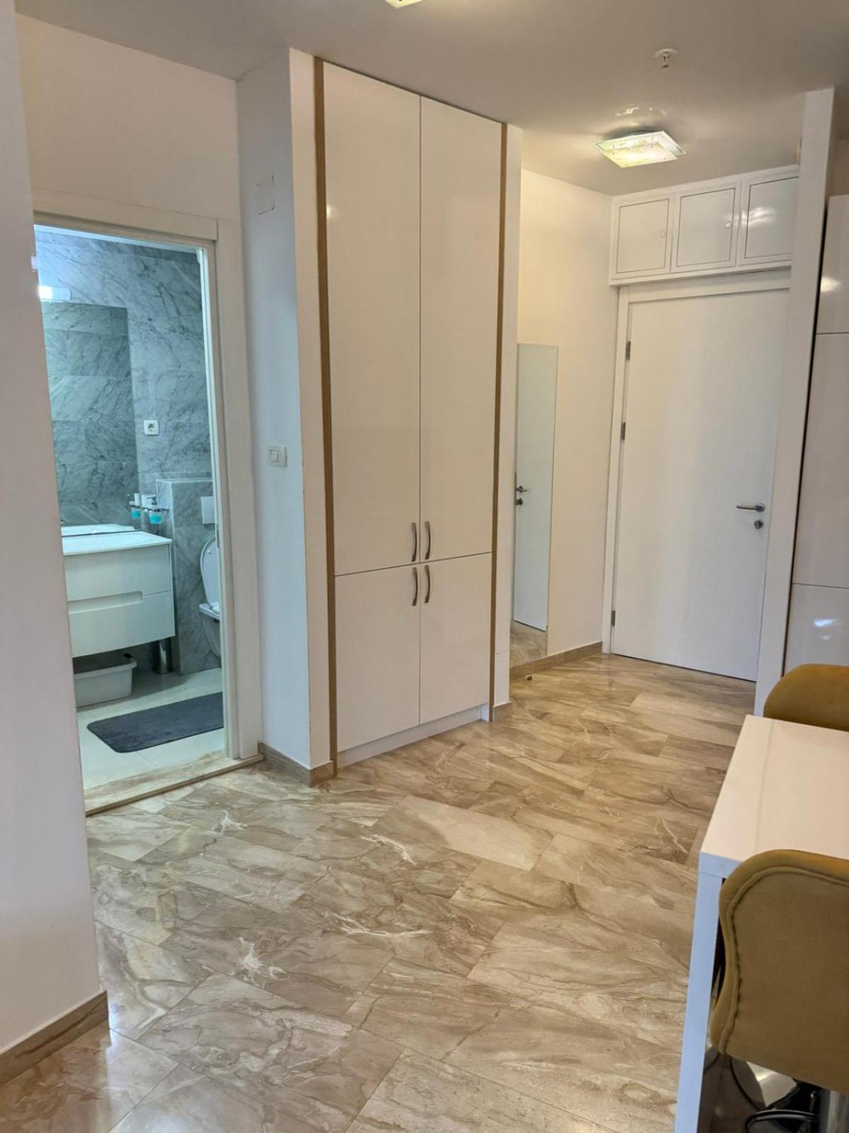 Apartman Anna Tre Canne Будва Екстер'єр фото