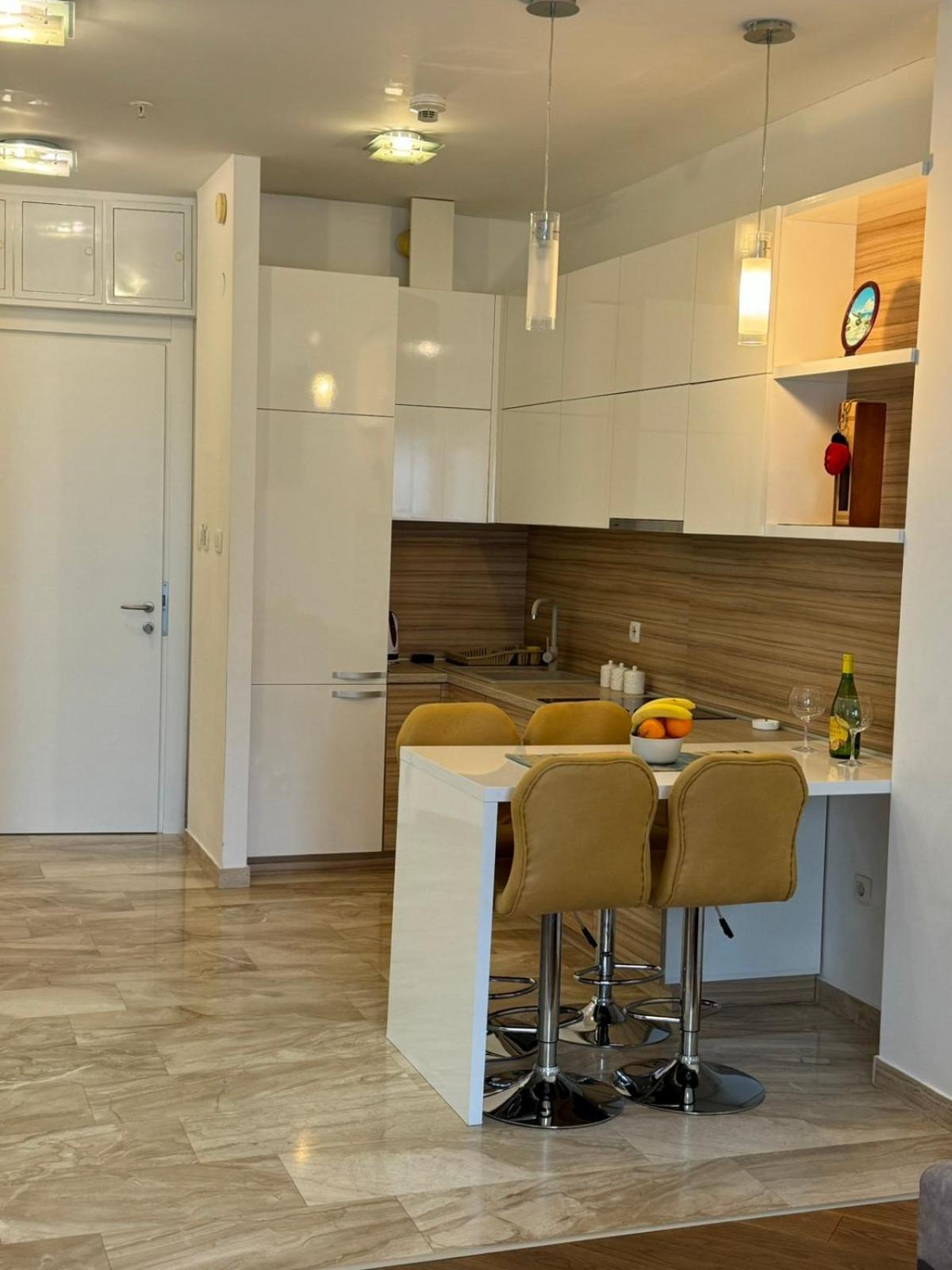 Apartman Anna Tre Canne Будва Екстер'єр фото