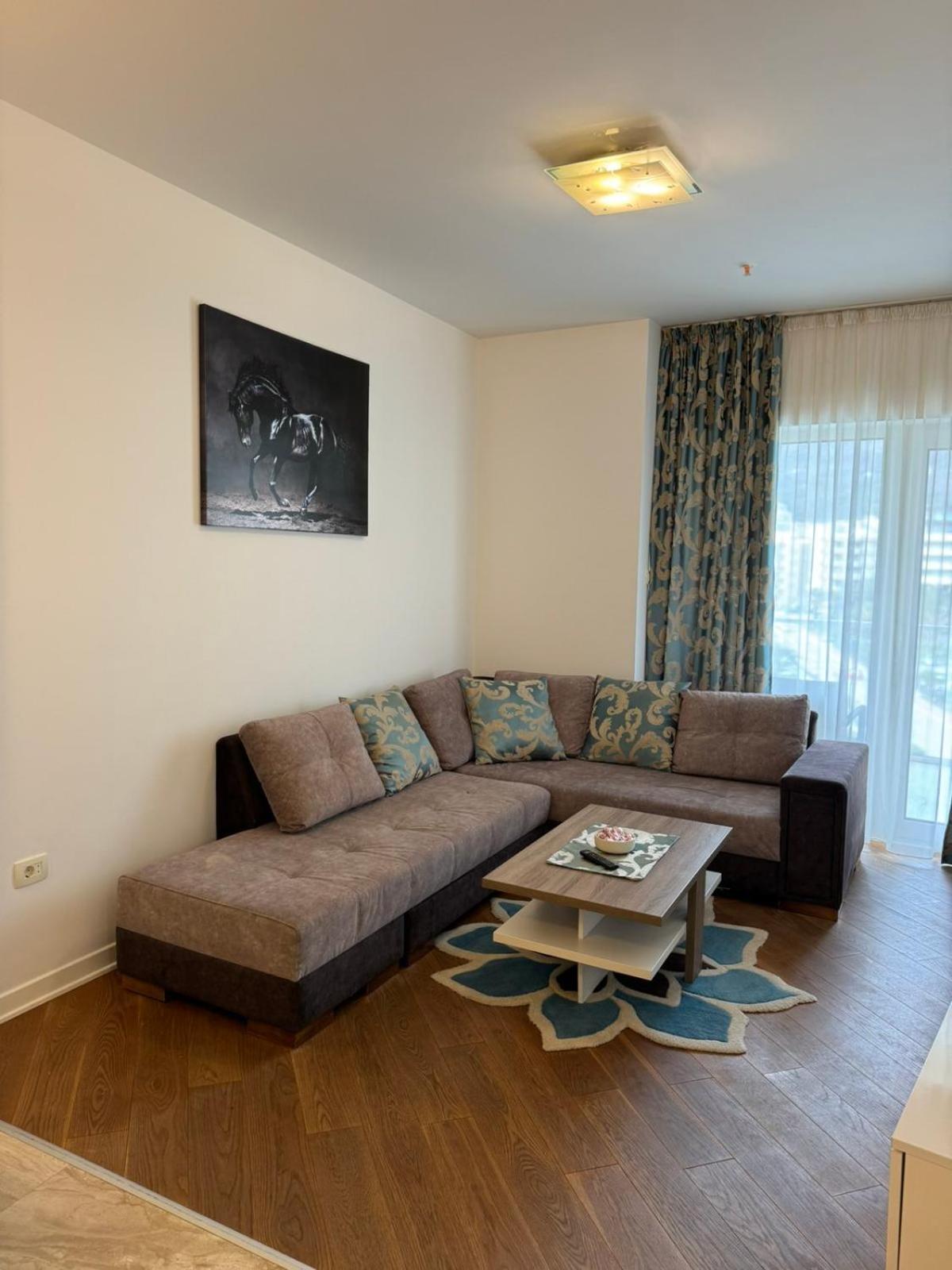Apartman Anna Tre Canne Будва Екстер'єр фото