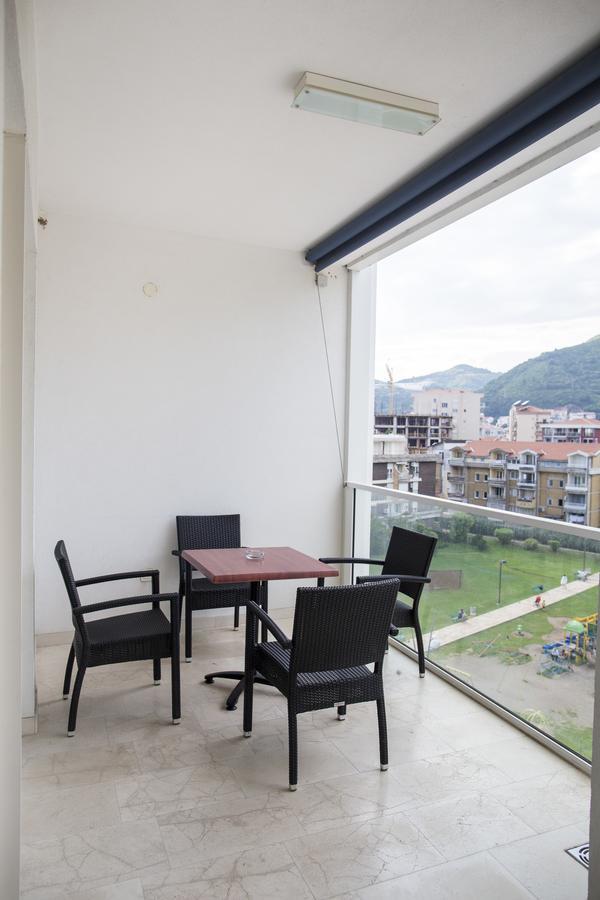 Apartman Anna Tre Canne Будва Екстер'єр фото